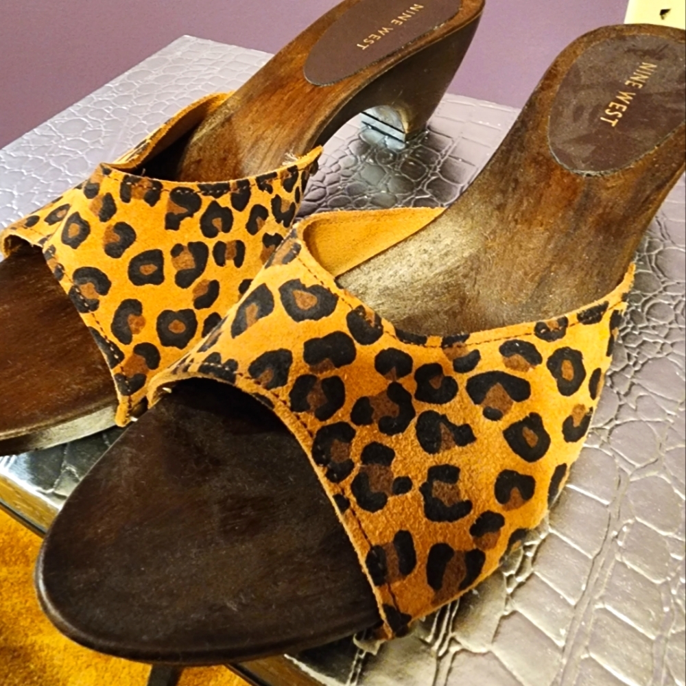 Nine West Clog